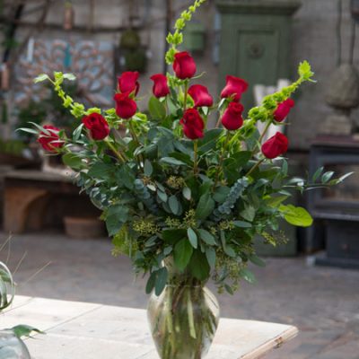 Deluxe Rose Dozen